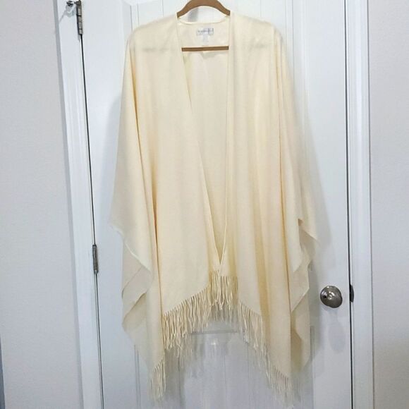 Worthington BRUSHED FRINGED SHAWL,Nwot,One Size, Cream - Picture 1 of 4